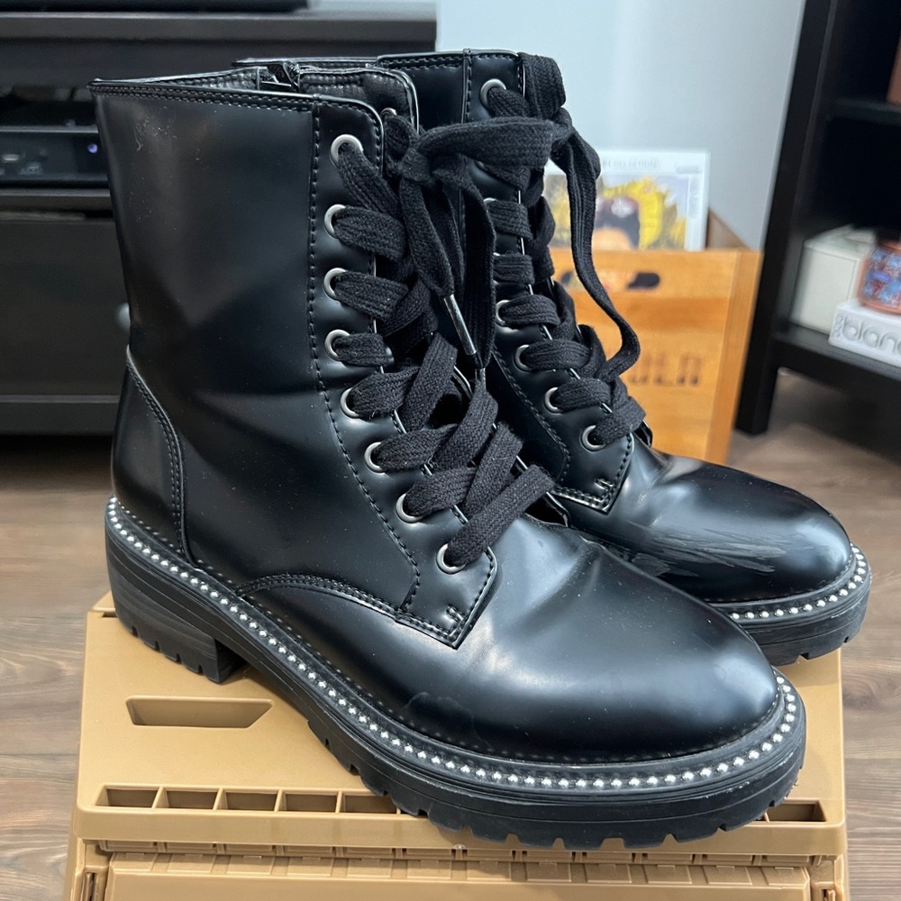 Sugar women’s sz 6 combat boot